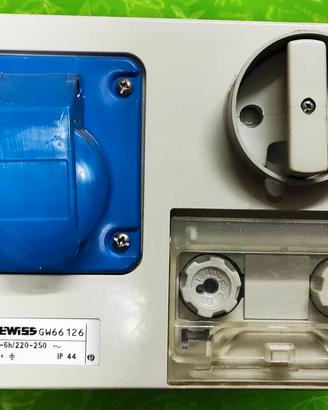 Presa Industriale Interbloccata Gewiss GW66126