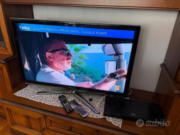 4 tv HD led 40 - 28 - 24 - 19 pollici