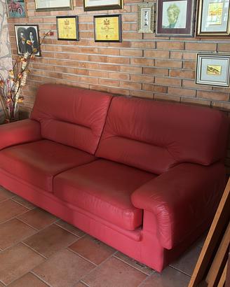 Divano ecopelle pari al nuovo