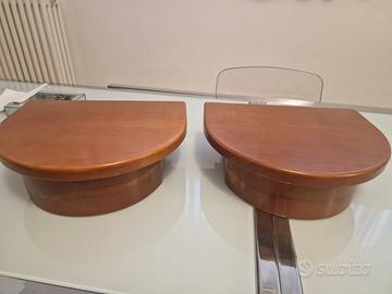 Coppia di comodini per letto in legno