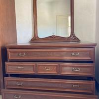 Mobili antichi ma in buono stato