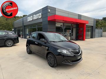 Lancia Ypsilon 1.0 FireFly 5 porte S&S Hybrid Gold