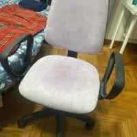 Sedia lilla da scrivania