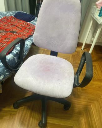 Sedia lilla da scrivania