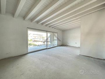 Appartamento di 137 m² con 3 locali e box auto dop