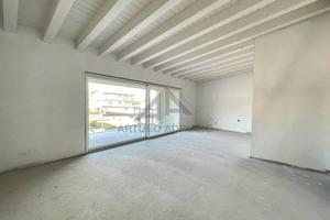 Appartamento di 137 m² con 3 locali e box auto dop