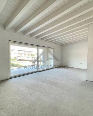 Appartamento di 137 m² con 3 locali e box auto dop