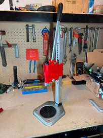 GRIFO TC1T | Attappabottiglie a colonna