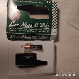 Trimmer/rifinitore peli naso e orecchie.