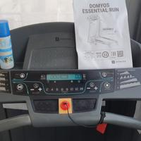 Tapis roulant elettrico marca domyos essential run