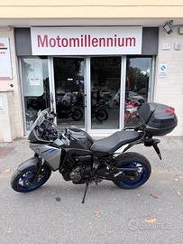 Yamaha Tracer 700 icon blue