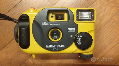 macchina fotografica subaquea 35mm