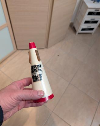 Straight mute Hums & Berg