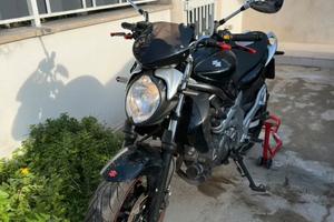Suzuki SFV 650