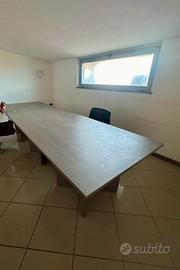 tavolo per ufficio