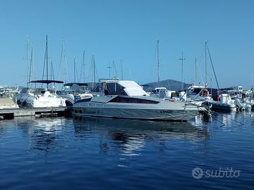 Lineaasse turbodiesel LaverSupermustang daycruiser