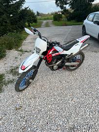 Husqvarna TE310 enduro