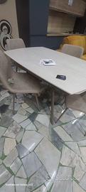 Tavolo 140x90 allungabile con 4 sedie