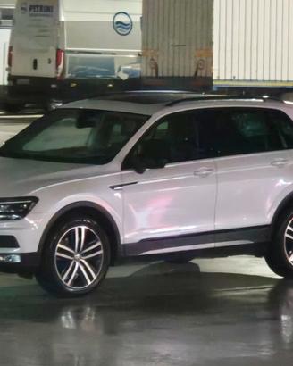 Tiguan MY2018  2.0 tdi Executive 4motion 190cv