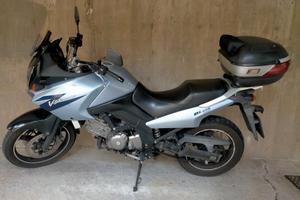 SUZUKI V-STROM 650