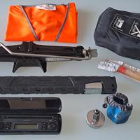 KIT EMERGENZA AUTO DACIA SANDERO 1° VERSIONE