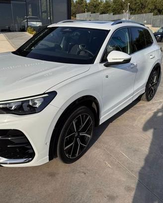 Volkswagen Tiguan 2.0 TDI R-Line DSG 4MOTION