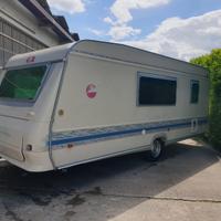 Roulotte Adria 542 PK e Tendo struttura