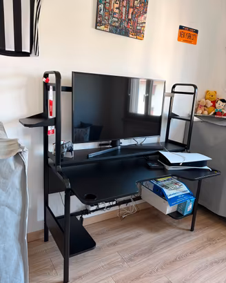 Scrivania da gaming/studio