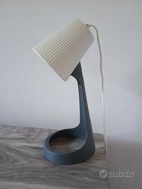 Lampada da tavolo 