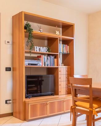 Parete Attrezzata in Legno per Tv