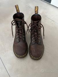Stivaletti dr martens n. 37 nuovi