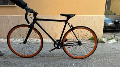 Bicicletta fixed gear