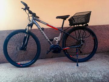 bicicletta  elettrica mtb