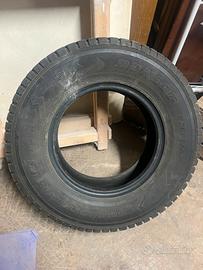 Pneumatici 215/80 r15