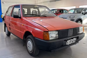 FIAT Uno 45 3 porte Sting Conservata ese