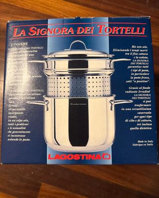 Pentola Lagostina con scolapasta integrato