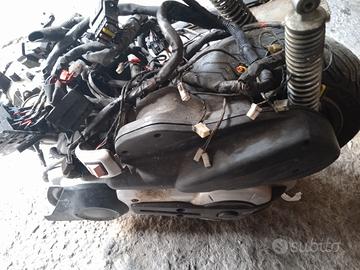 motore x piaggio beverly 400