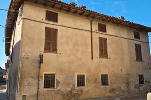 Casa Indipendente di 180 mq con Cortile Privato