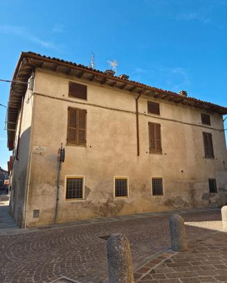 Casa Indipendente di 180 mq con Cortile Privato