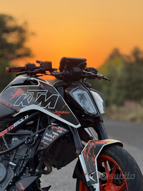 KTM Duke 125