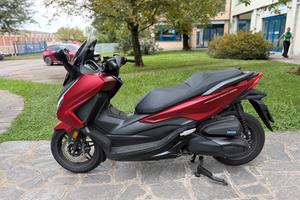 Honda Forza 350