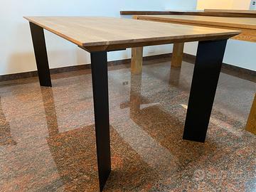 Tavolo nuovo in rovere massello