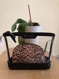 Beauty e pochette Victoria’s Secret