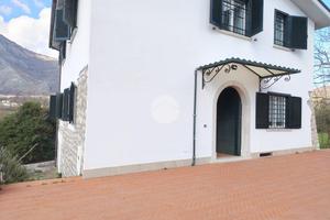 VILLA SINGOLA A MONTESARCHIO
