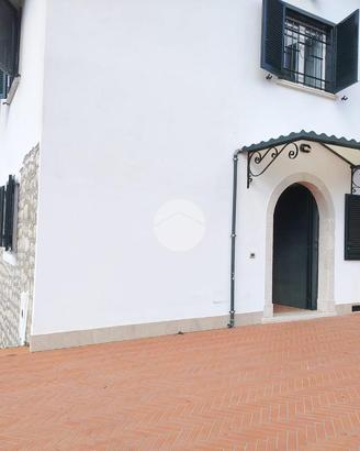 VILLA SINGOLA A MONTESARCHIO