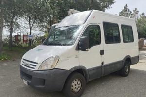 Iveco Daily 9 posti