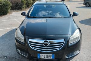 Opel Insignia 2000 diesel cambio manuale 
