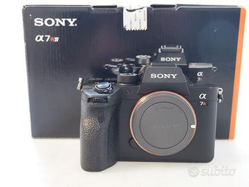 SONY A 7RIV