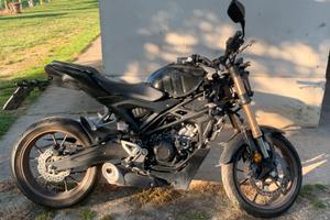 Honda cb 125 R