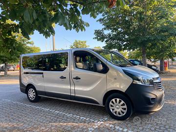 Opel Vivaro 9 posti Biturbo passo lungo Iva Incl.